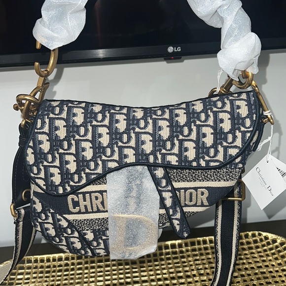 Christian Dior Saddle - Picture 1 of 5